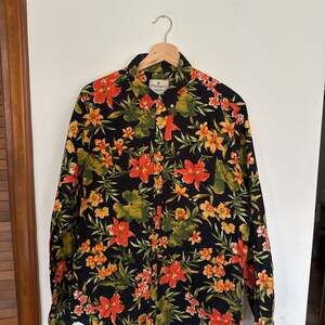 AMERICAN EAGLE "Seriously Soft" Floral Print Button Down Shirt SL New